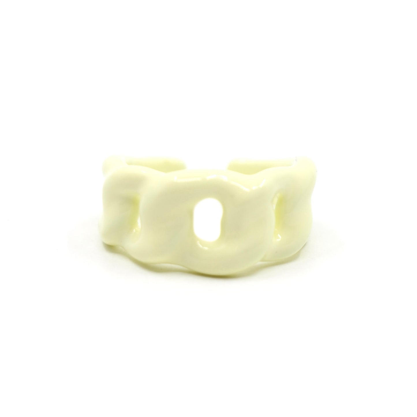 Chain Ring, Cream
