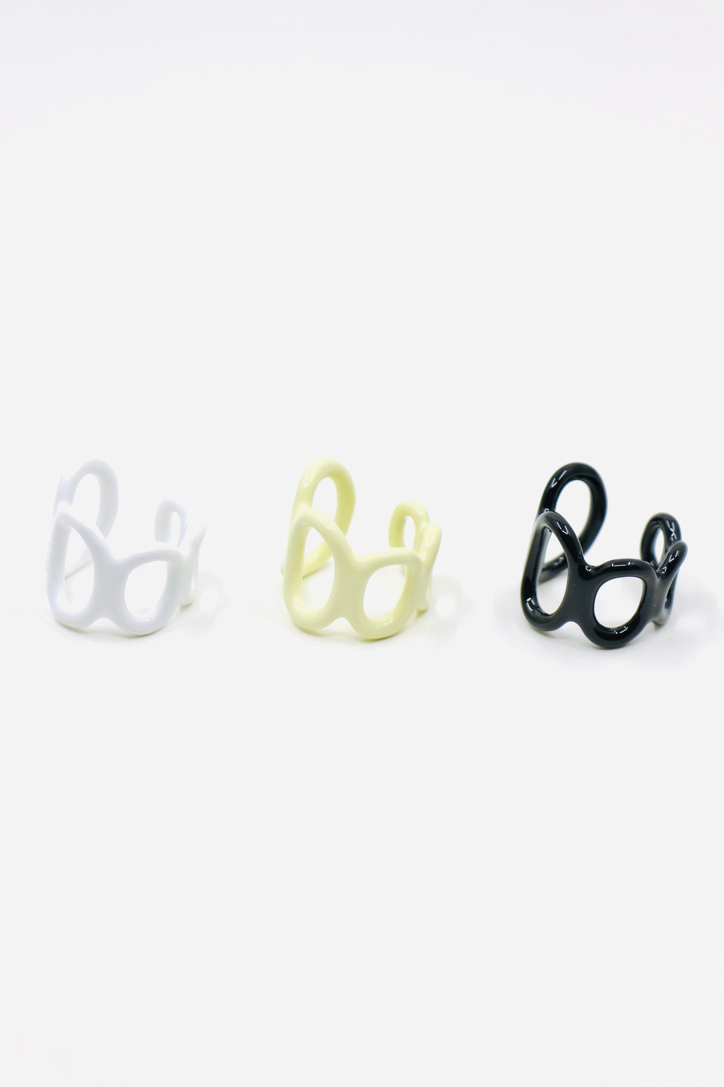 Loop Ring, Cream